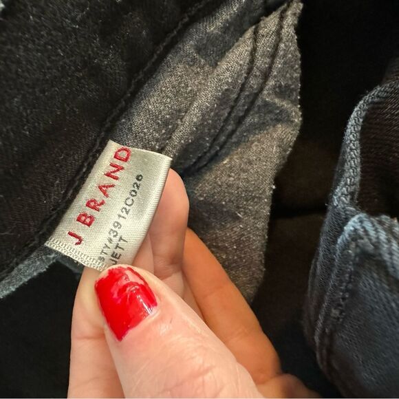 J Brand Black Jett Low Rise Skinny Jeans Style 3912C026 Women's Size 31 - Picture 11 of 12